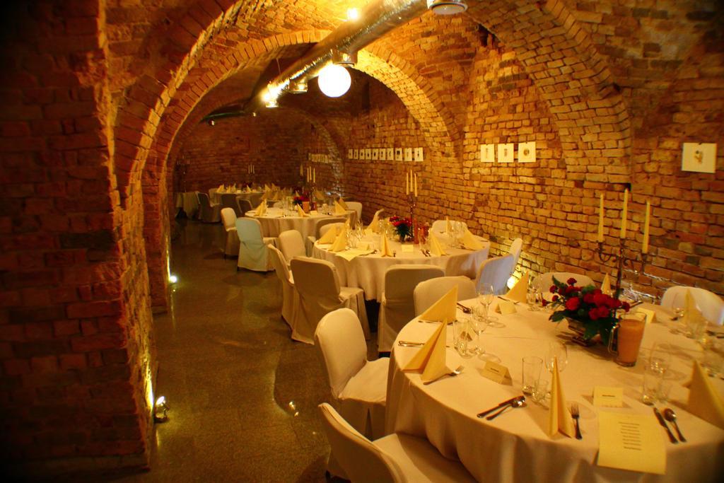 Hotel Kolegiacki Poznan Dış mekan fotoğraf