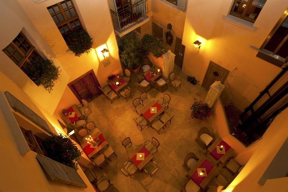 Hotel Kolegiacki Poznan Dış mekan fotoğraf